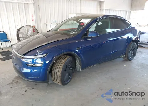 2026 Tesla Model Y Long Range Dual Motor All-Wheel Drive z USA, uszkodzony, nr VIN 7SAYGDEDXTA427709